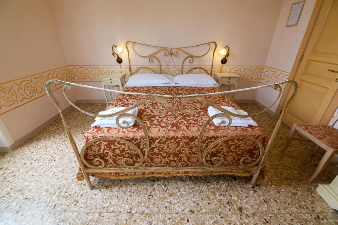 Tenuta Masseria Del Gallo Calimera  Eksteriør billede