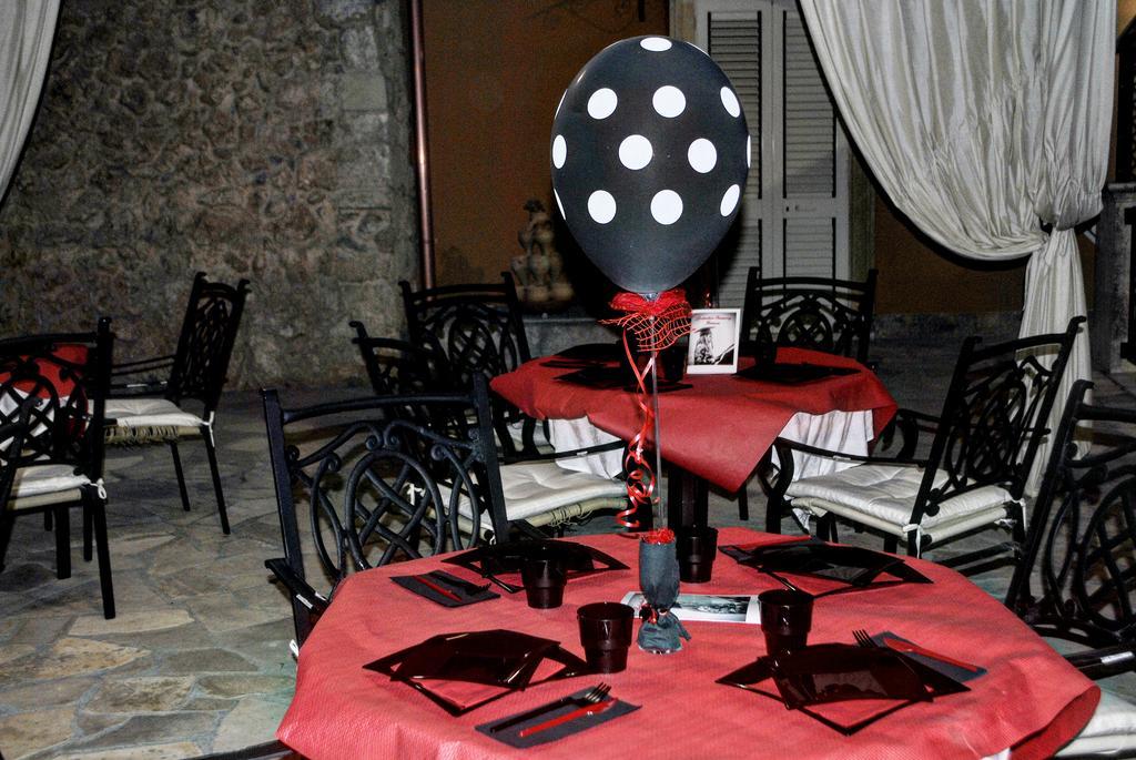 Tenuta Masseria Del Gallo Calimera  Eksteriør billede