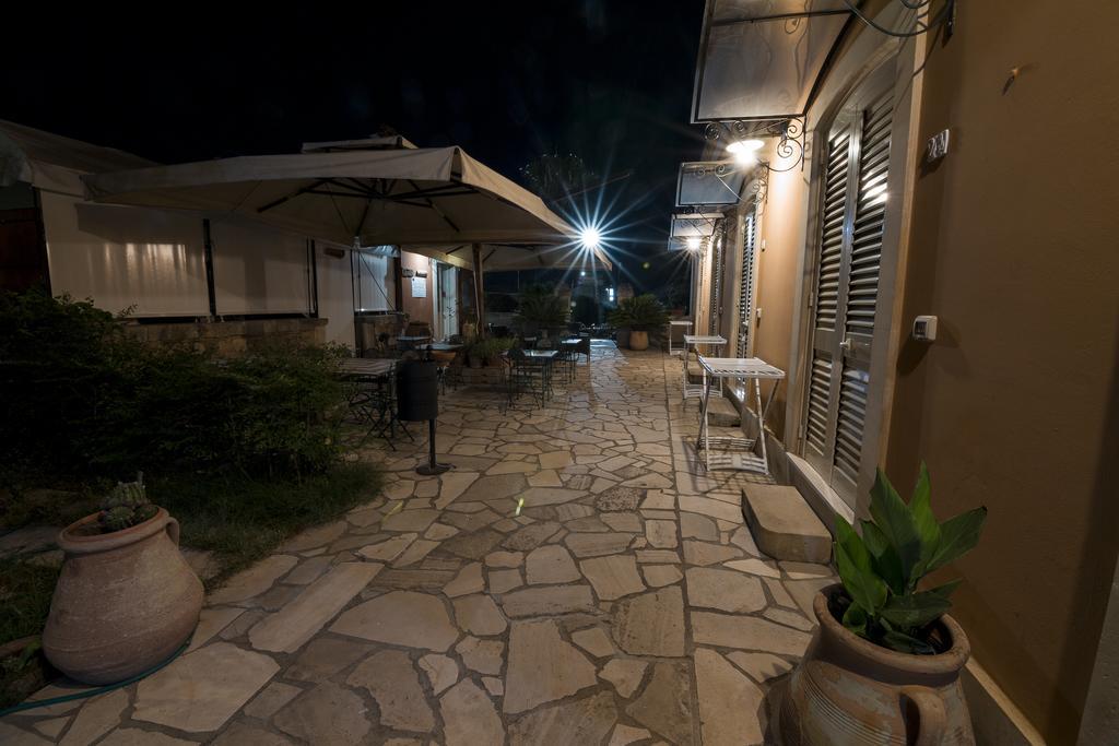 Tenuta Masseria Del Gallo Calimera  Eksteriør billede