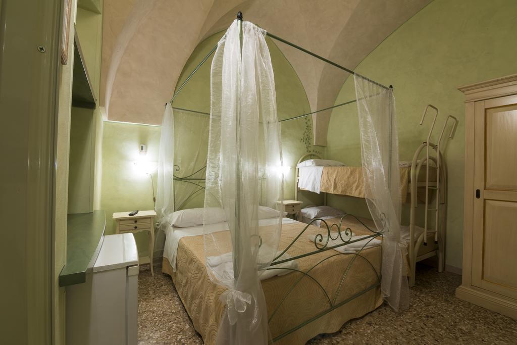 Tenuta Masseria Del Gallo Calimera  Eksteriør billede